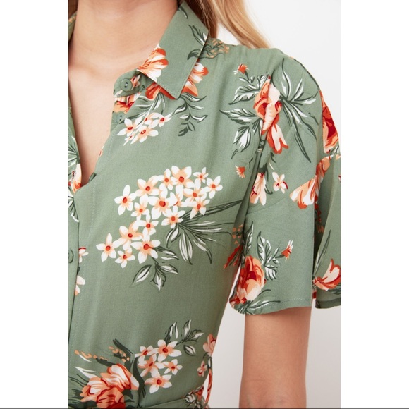 Floral Collar Maxi Short Sleeve Button Down Dress - Picture 5 of 5